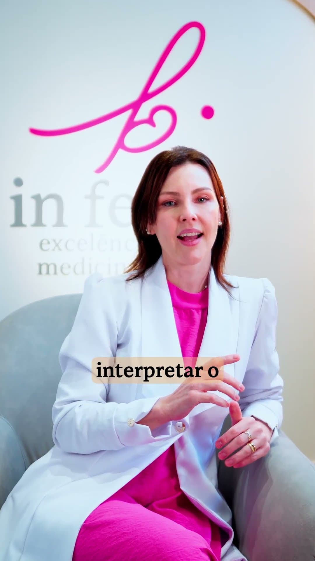 Dr. Patrícia Telló speaking to camera in her fetal medicine clinic, with a burned-in caption